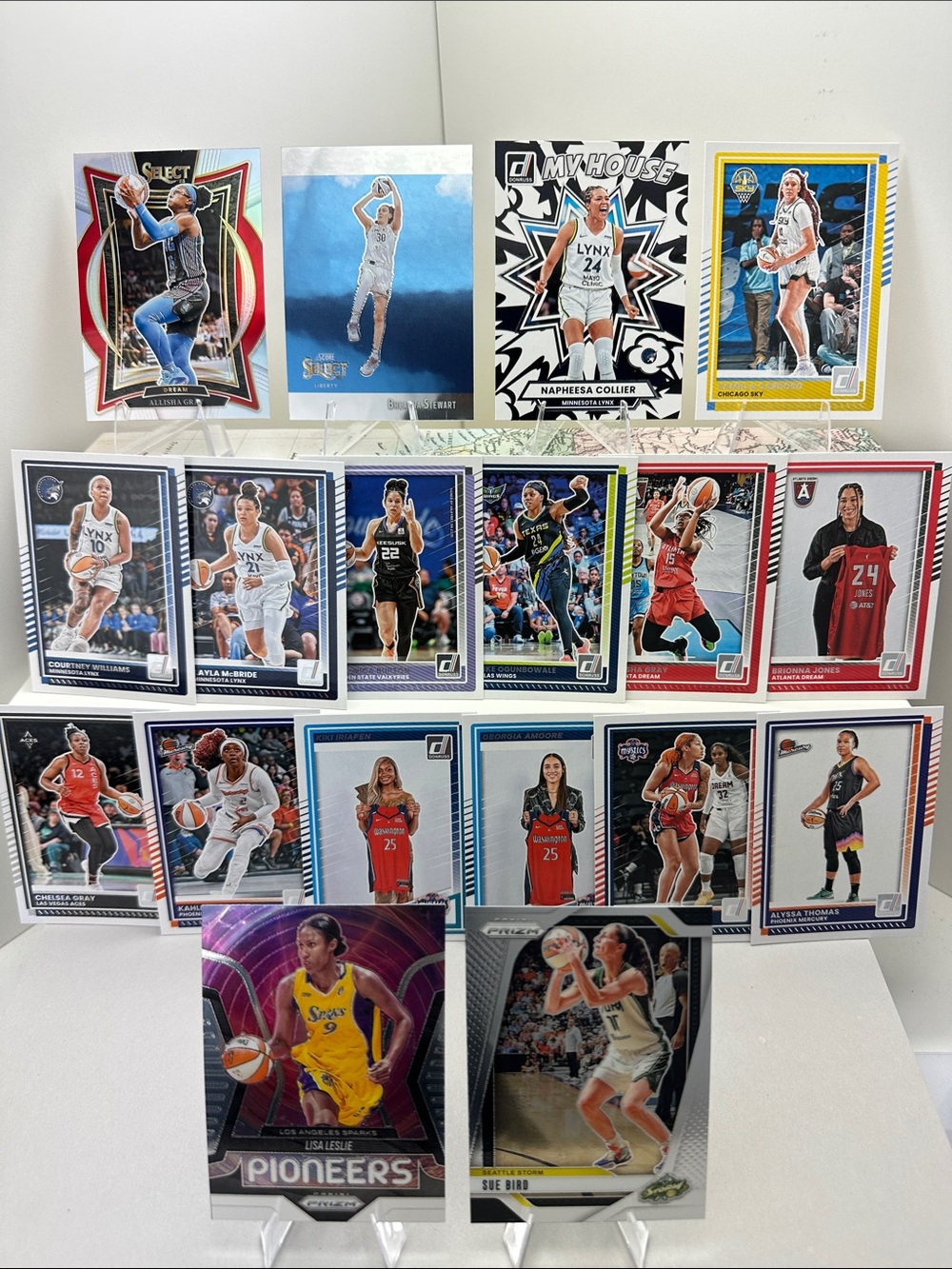 Sue Bird/ Lisa Leslie WNBA Lot of 18 w/ Allisha Gray/Breanna Stewart/Collier